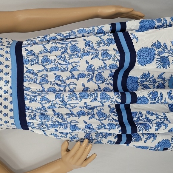 CHELSEA  & Theodore Sleeveless Tiered Maxi Dress - Picture 10 of 17